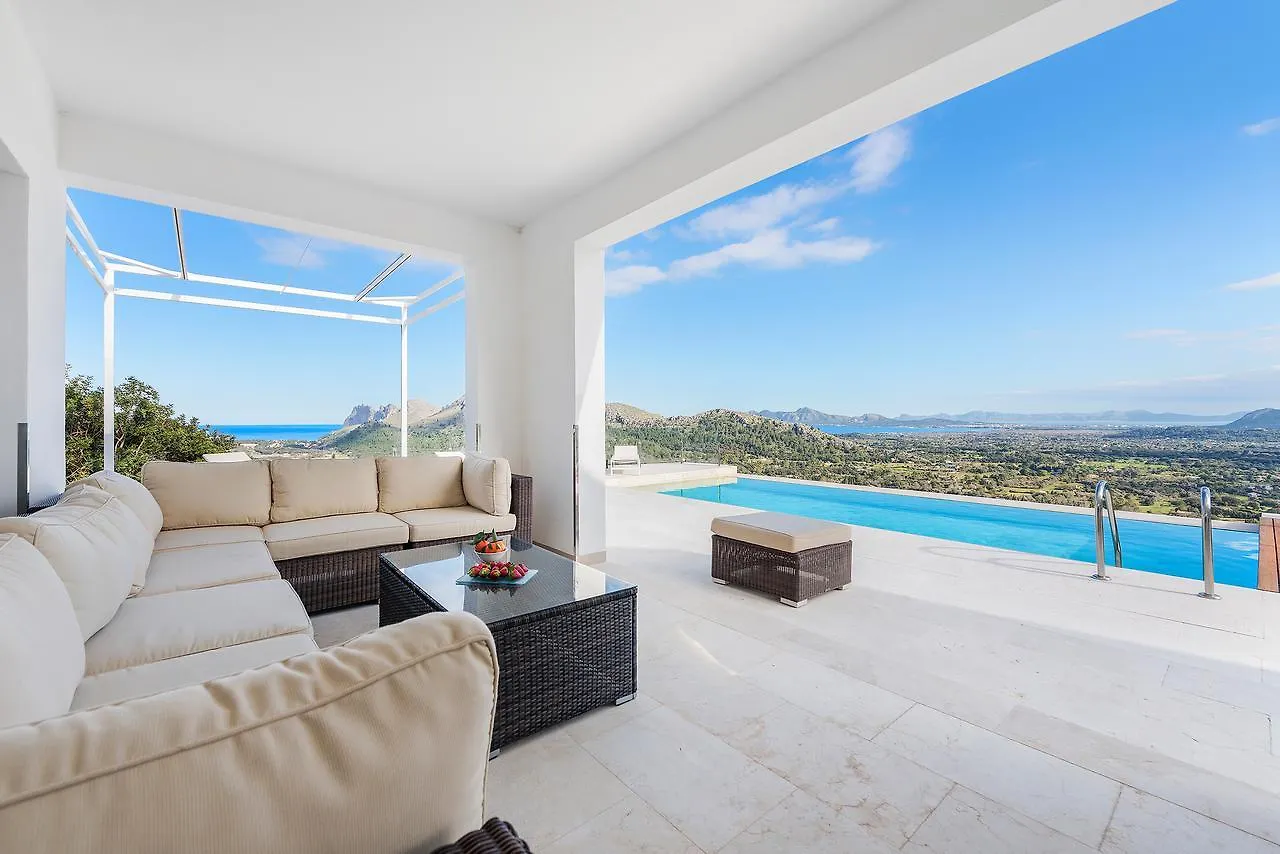 Vista Bahia Villa Pollenca Spain